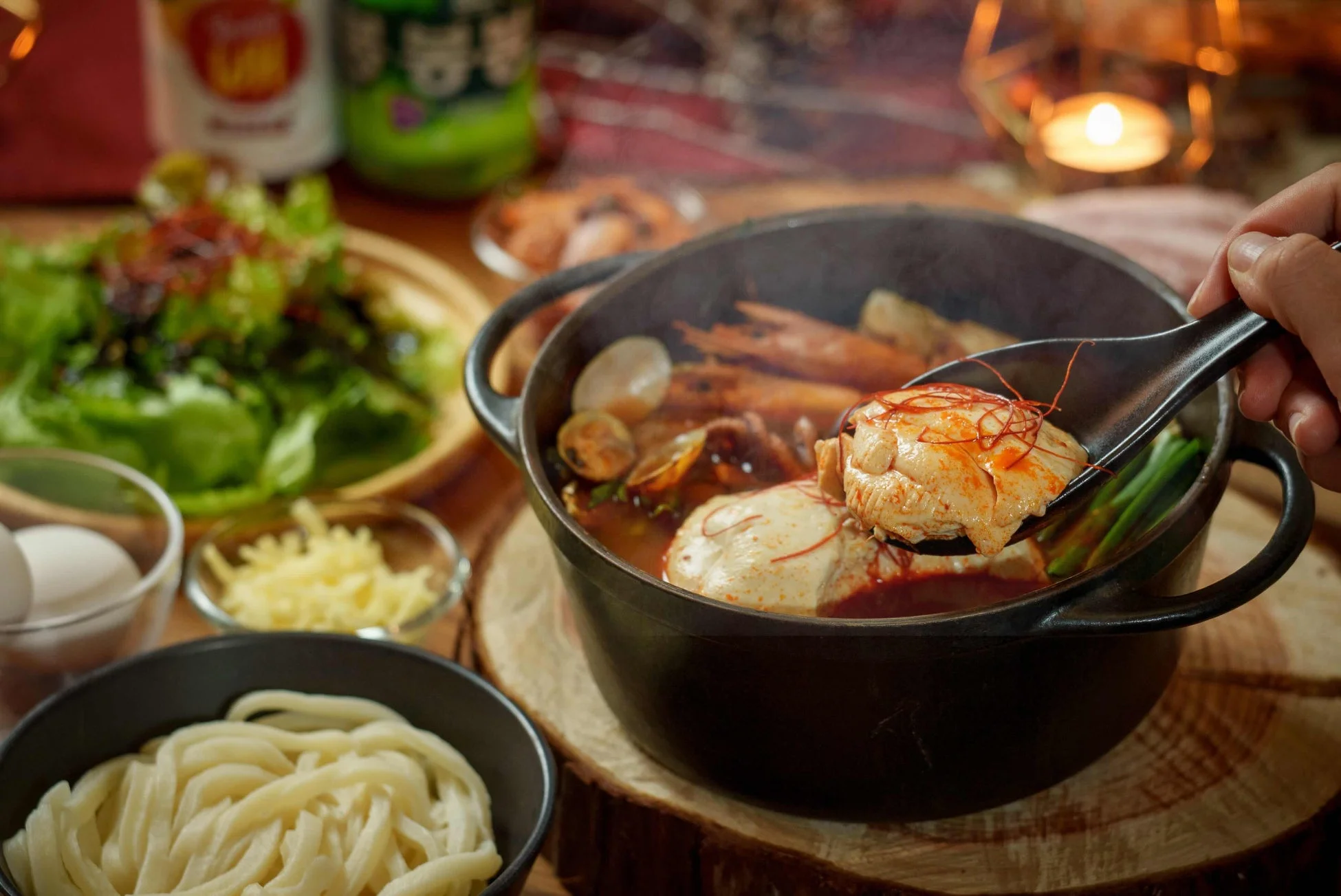 豪華な韓国料理の数々