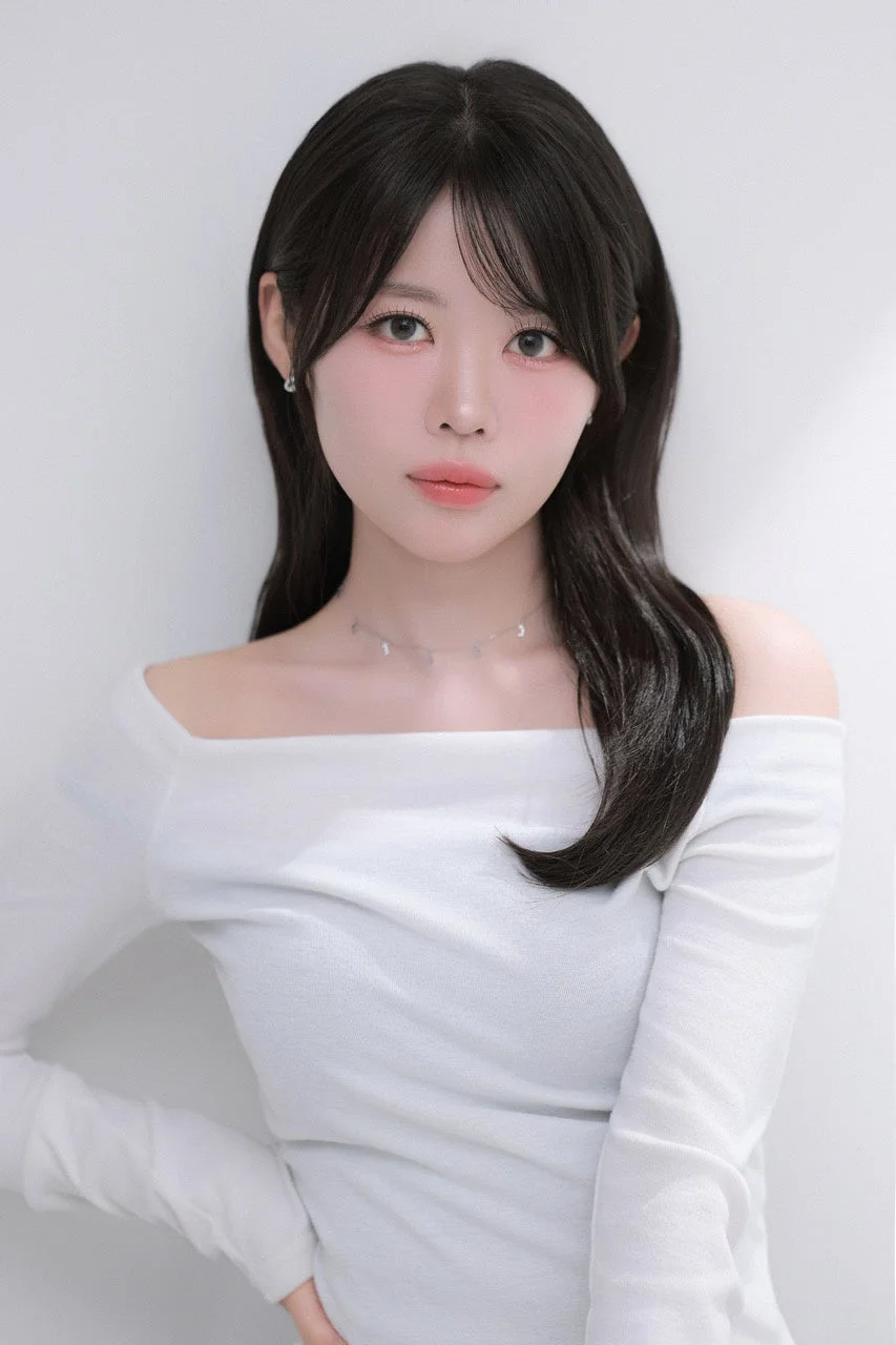 ヘアメイクアップアーティスト 夢月さん