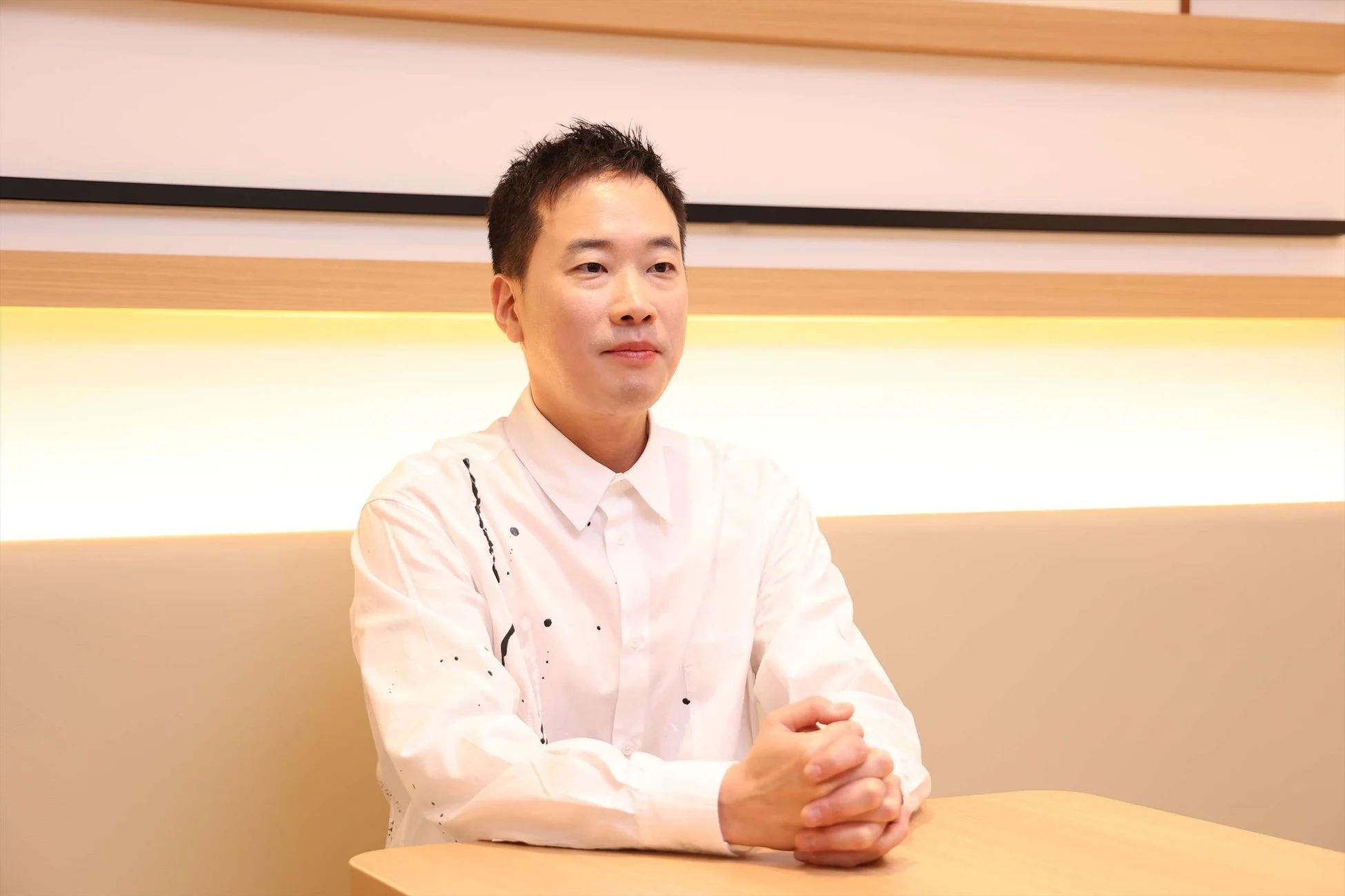 インタビューに応じるチョン・ジェイル氏