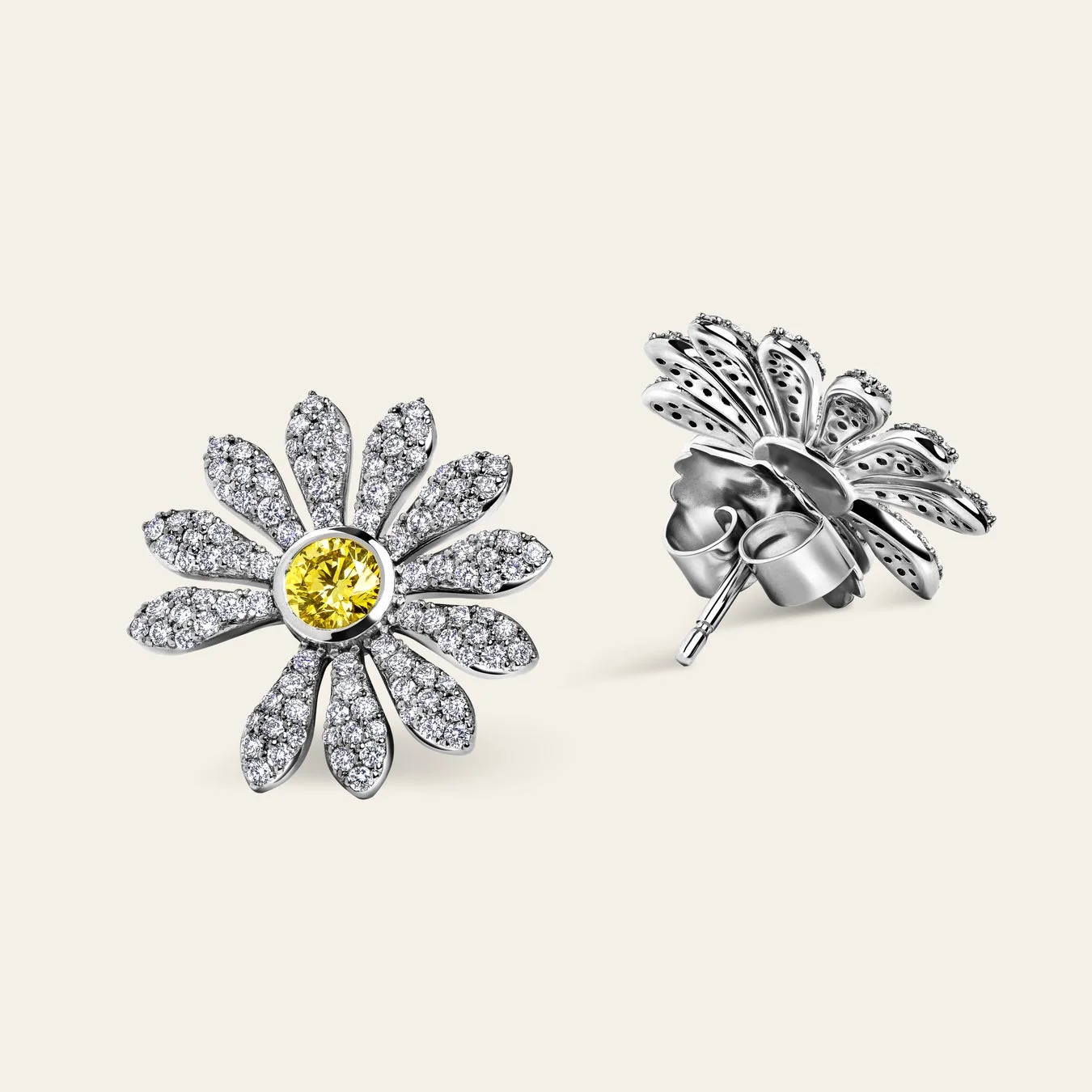 ホワイトゴールドとイエローダイヤモンドのイヤリング