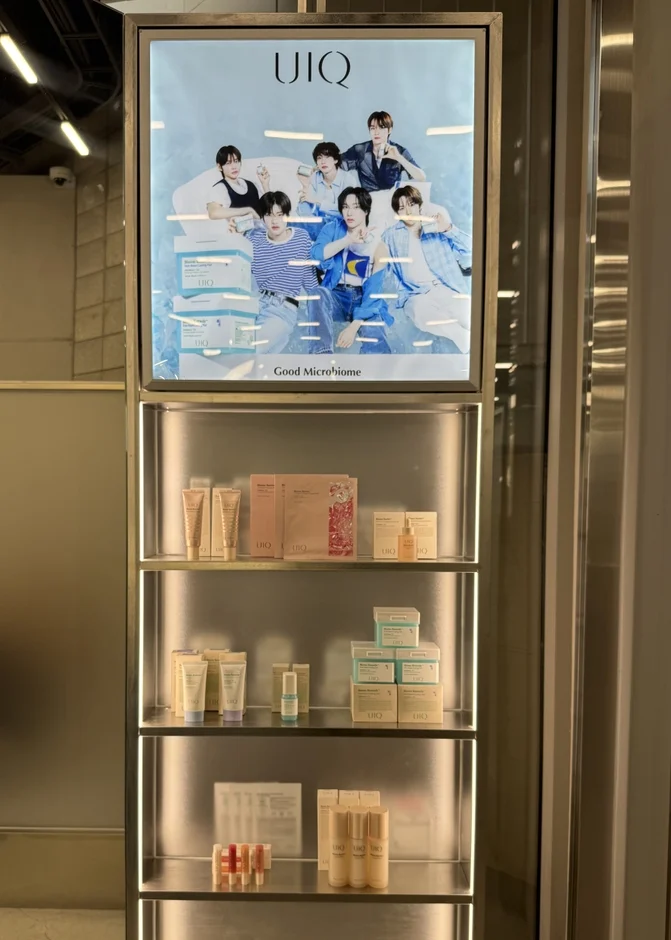 UIQの製品ディスプレイ