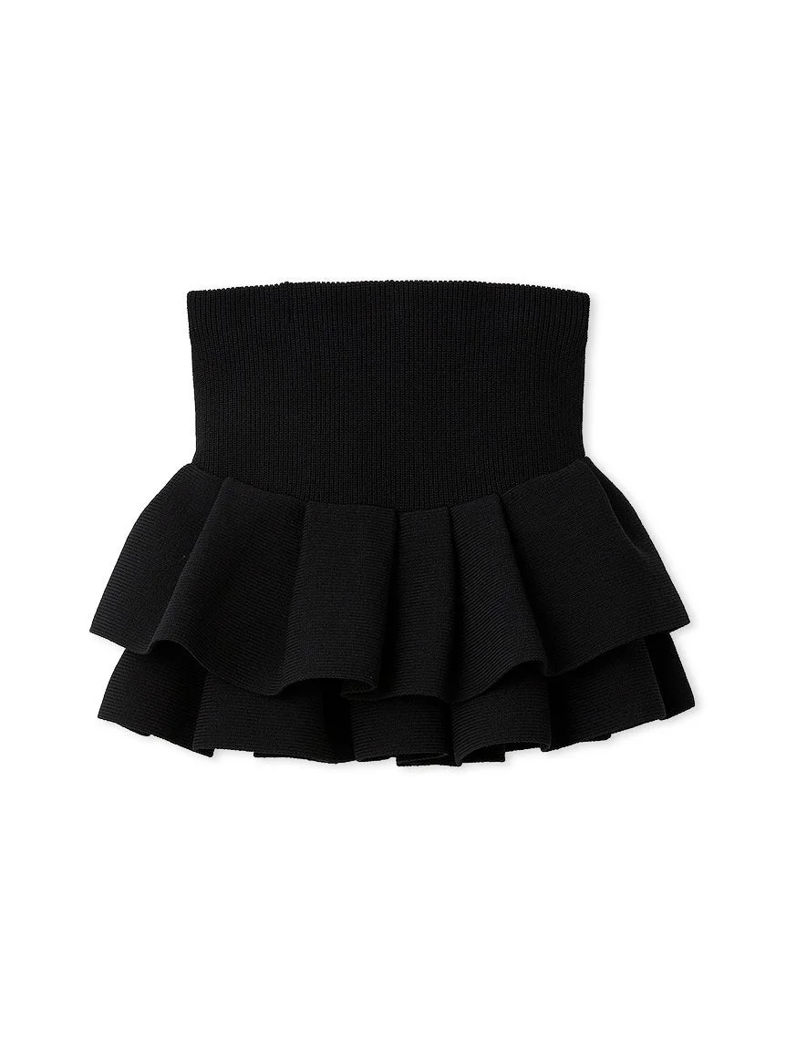 リブ編みのウエスト部分と複数のティアードフリルが特徴的な黒いニット素材の衣類です。