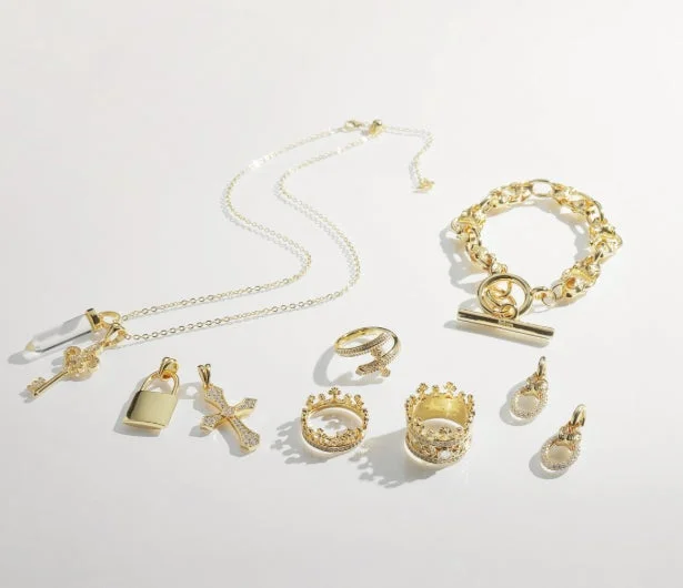 UnBaveジュエリー集合