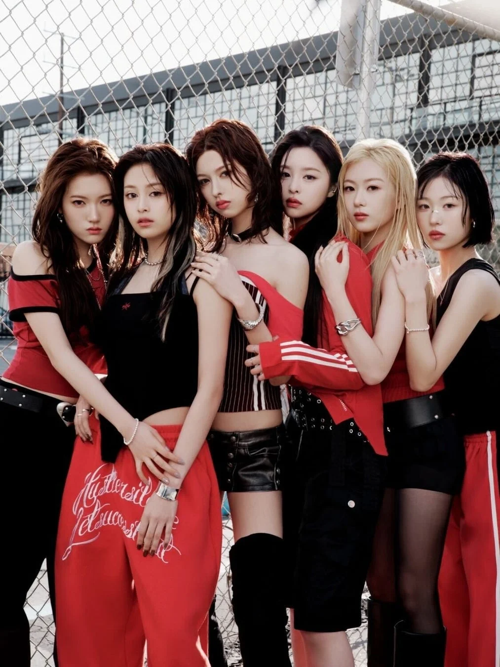 AtHeart 『Butterfly Doors』コンセプトフォト