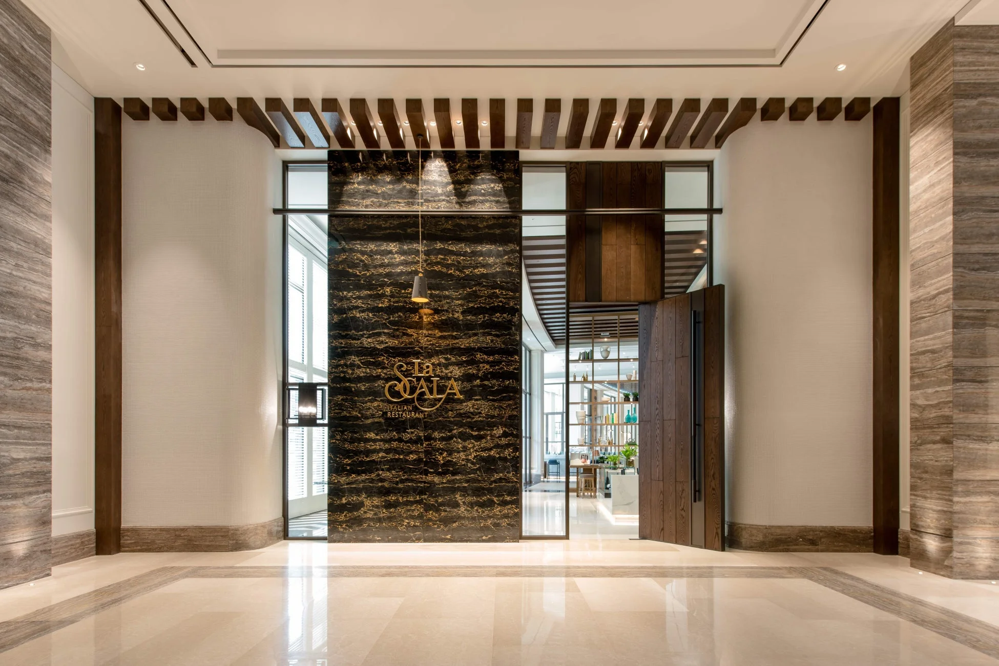 LA SCALAのエントランス